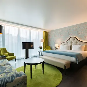 Thon Bristol Stephanie 4* Brussels